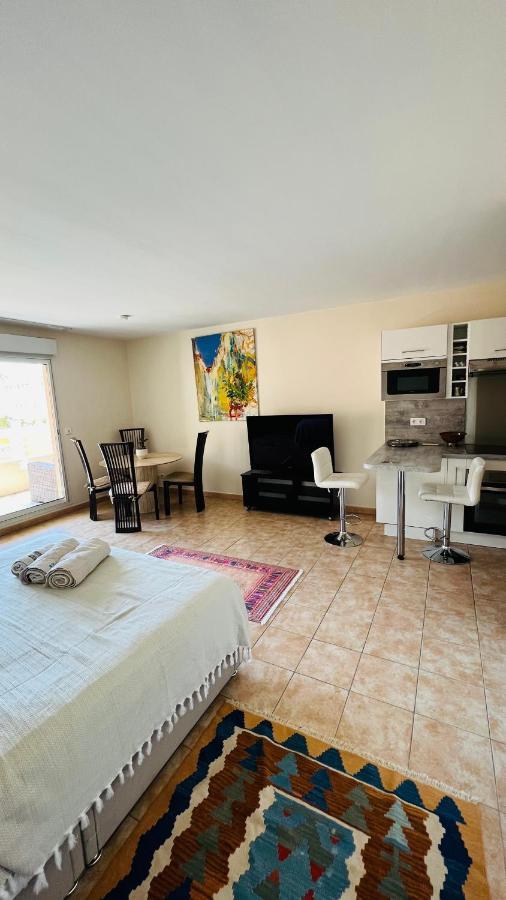Mari Stunning Apartment Next To Monaco With A Sea View Terrace Босолей Экстерьер фото